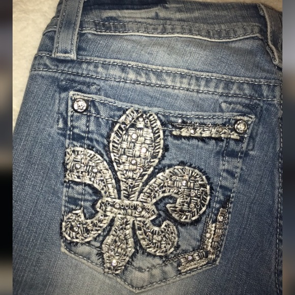 Miss Me Distressed Jean Shorts | Size 28 |  Bling - Picture 4 of 8
